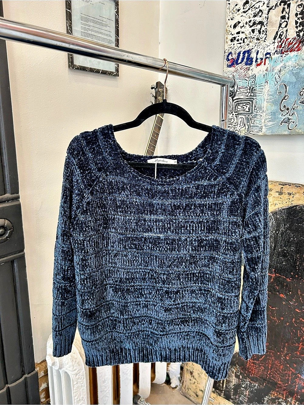 Majolica Women’s Textured Velvet Crew Neck Sweater in Blue